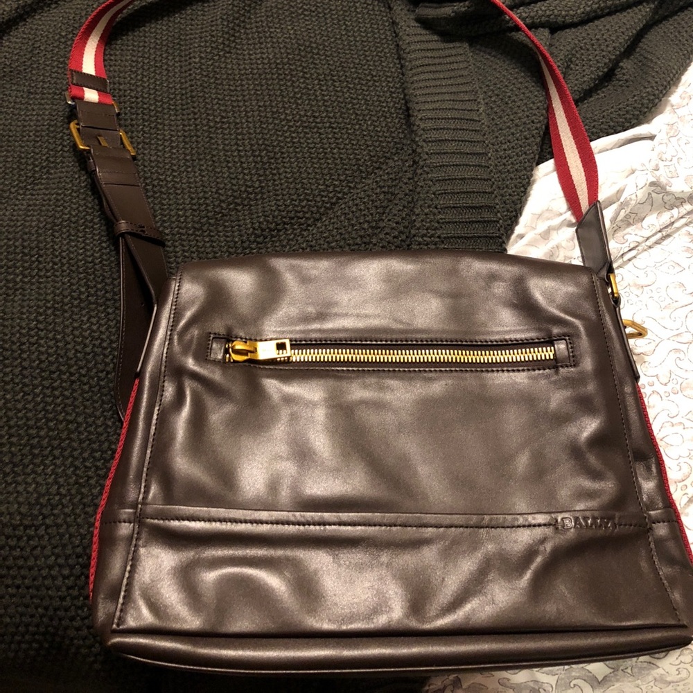Mens Bally  Brown leather messenger bag